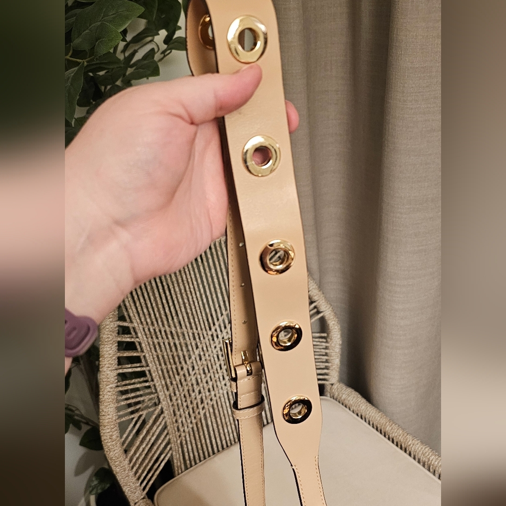 Michael Kors Cream Rivet Strap Crossbody - Picture 4 of 7